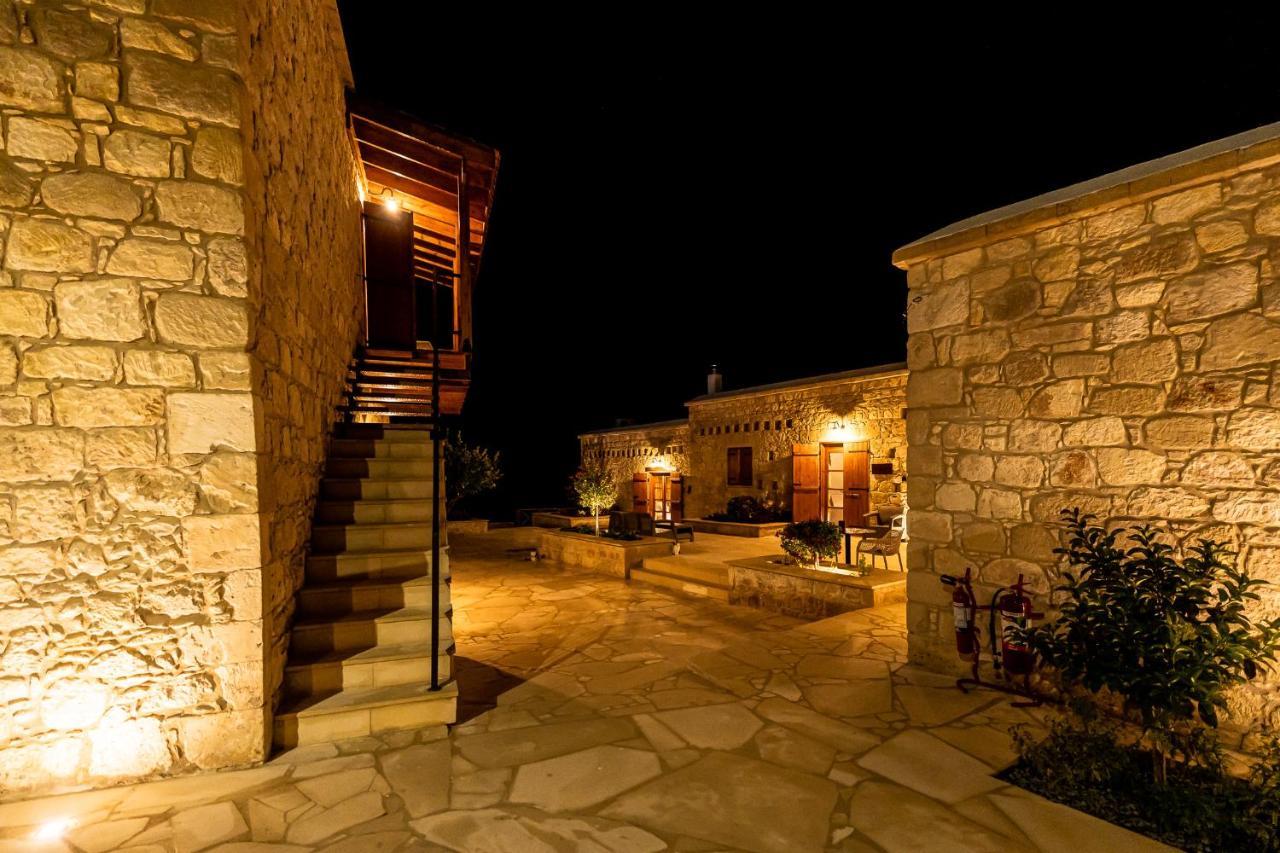Harma Traditional Boutique Suites Paphos Exteriör bild