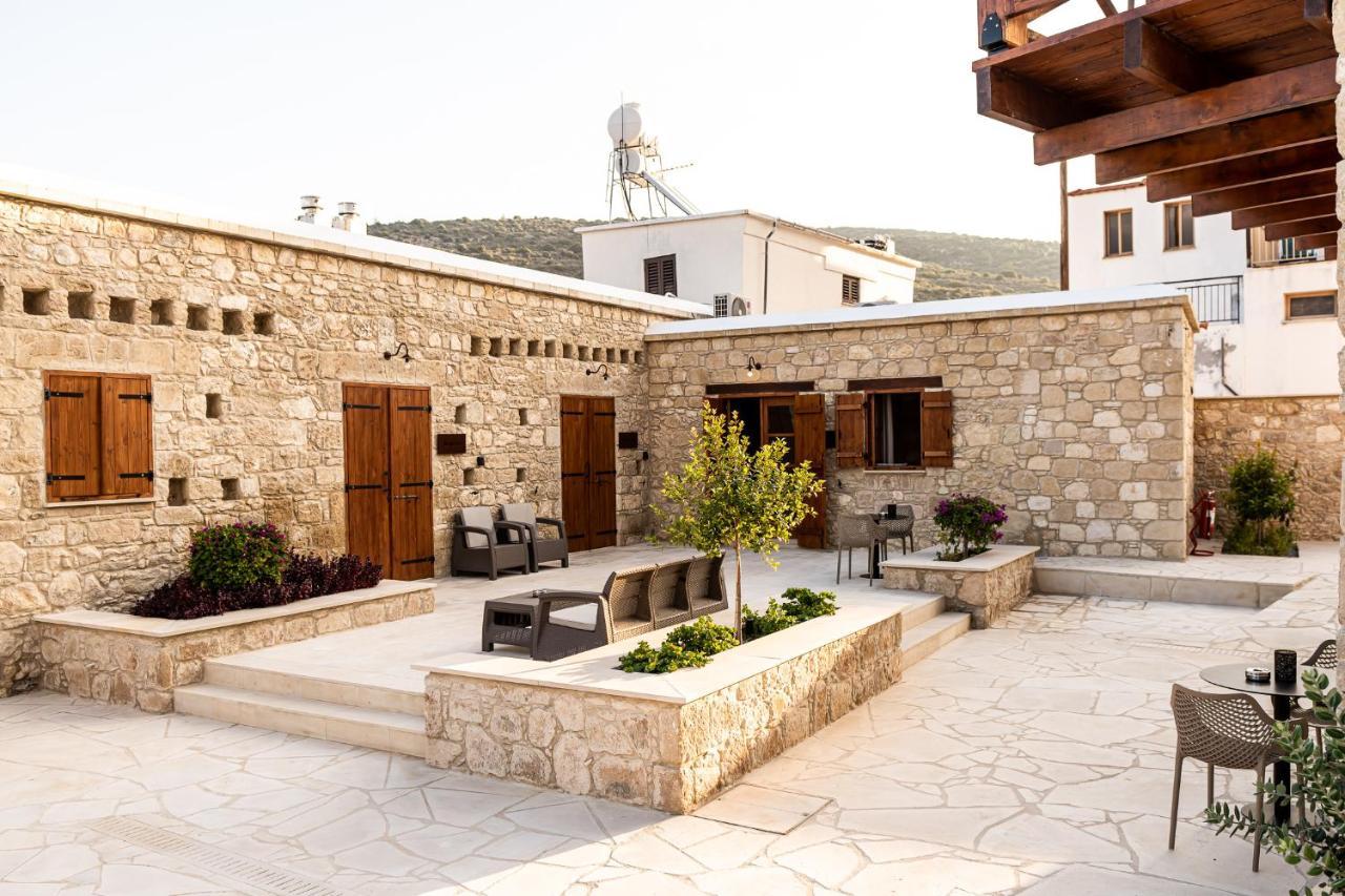 Harma Traditional Boutique Suites Paphos Exteriör bild