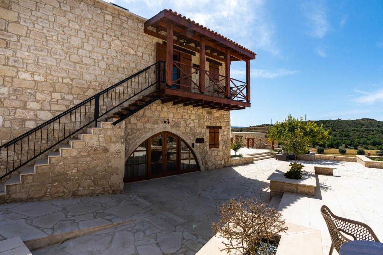 Harma Traditional Boutique Suites Paphos Exteriör bild