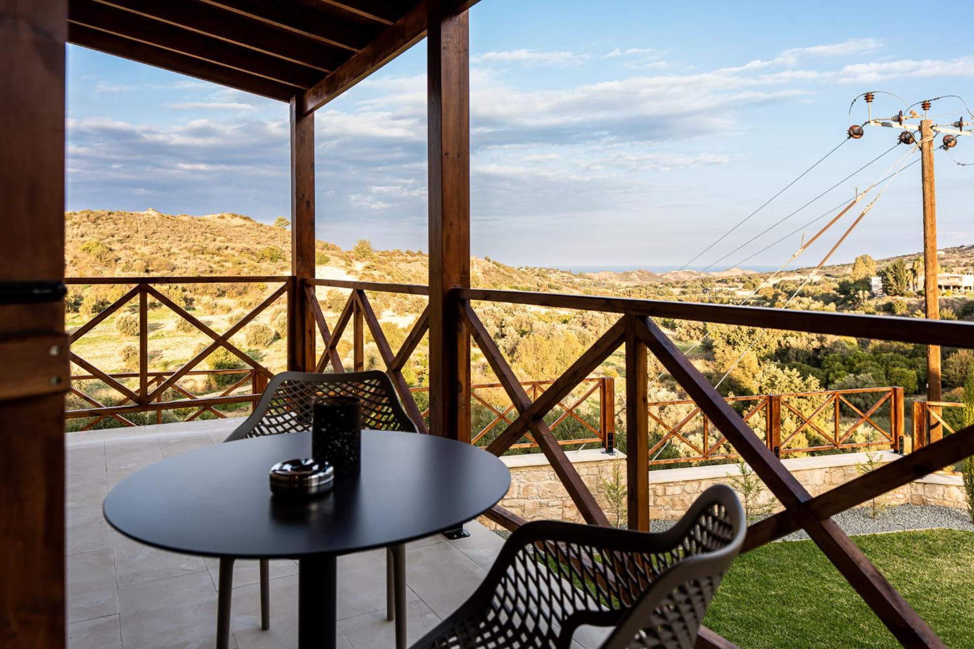 Harma Traditional Boutique Suites Paphos Rum bild