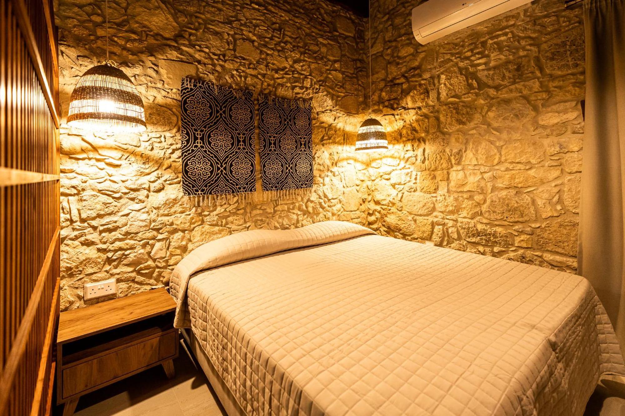 Harma Traditional Boutique Suites Paphos Rum bild